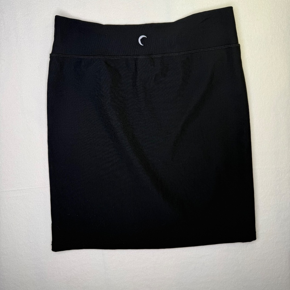 NEW 3155 Zyia black reve A-line skirt size L NWT